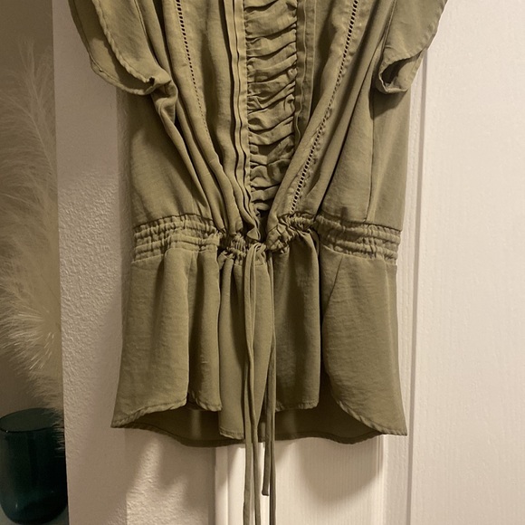 Olive green blouse with detailing - Picture 4 of 4